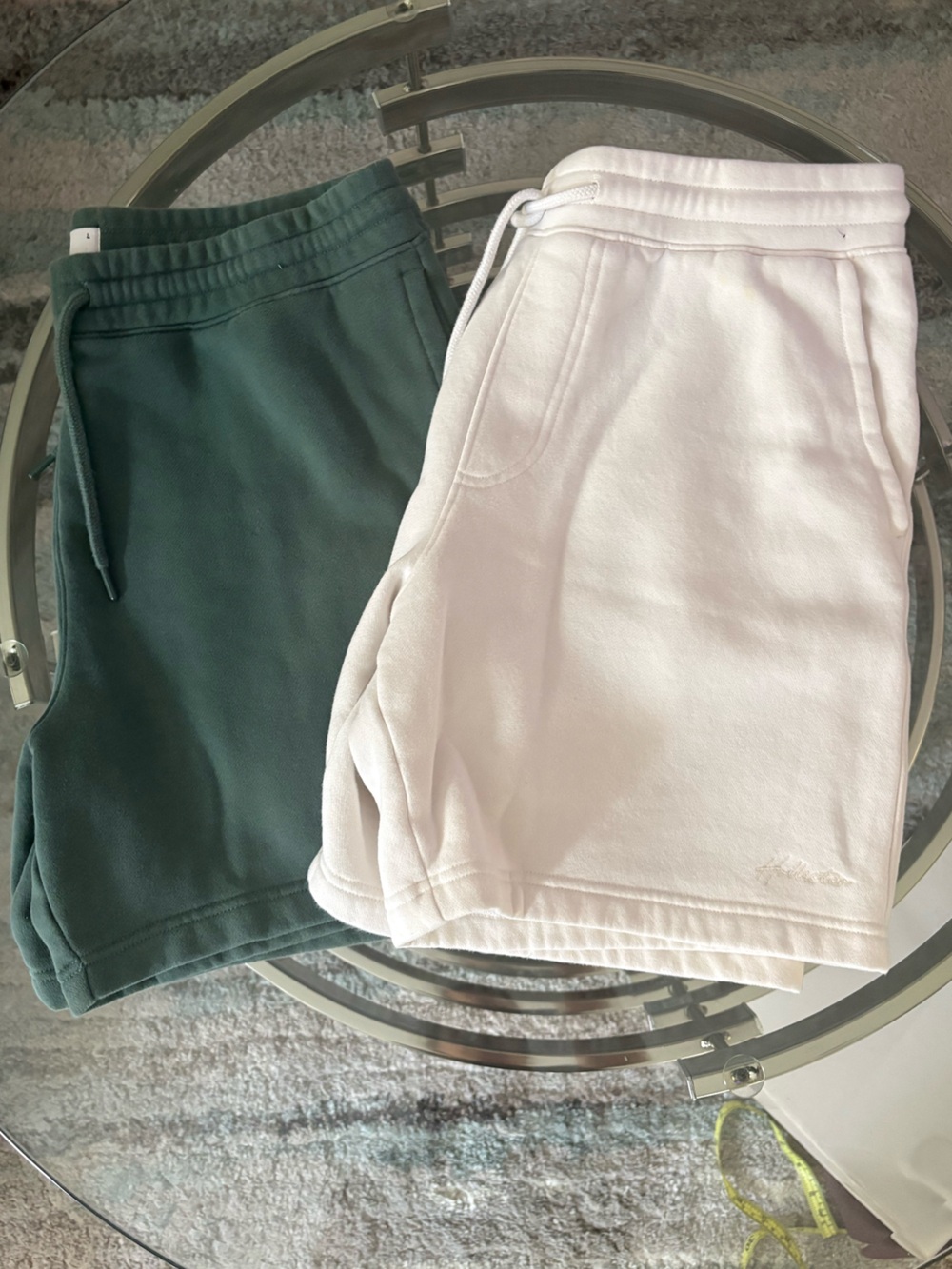 Hollister mens Fleece Jogger Shorts - Green & cream Two-Pack Large